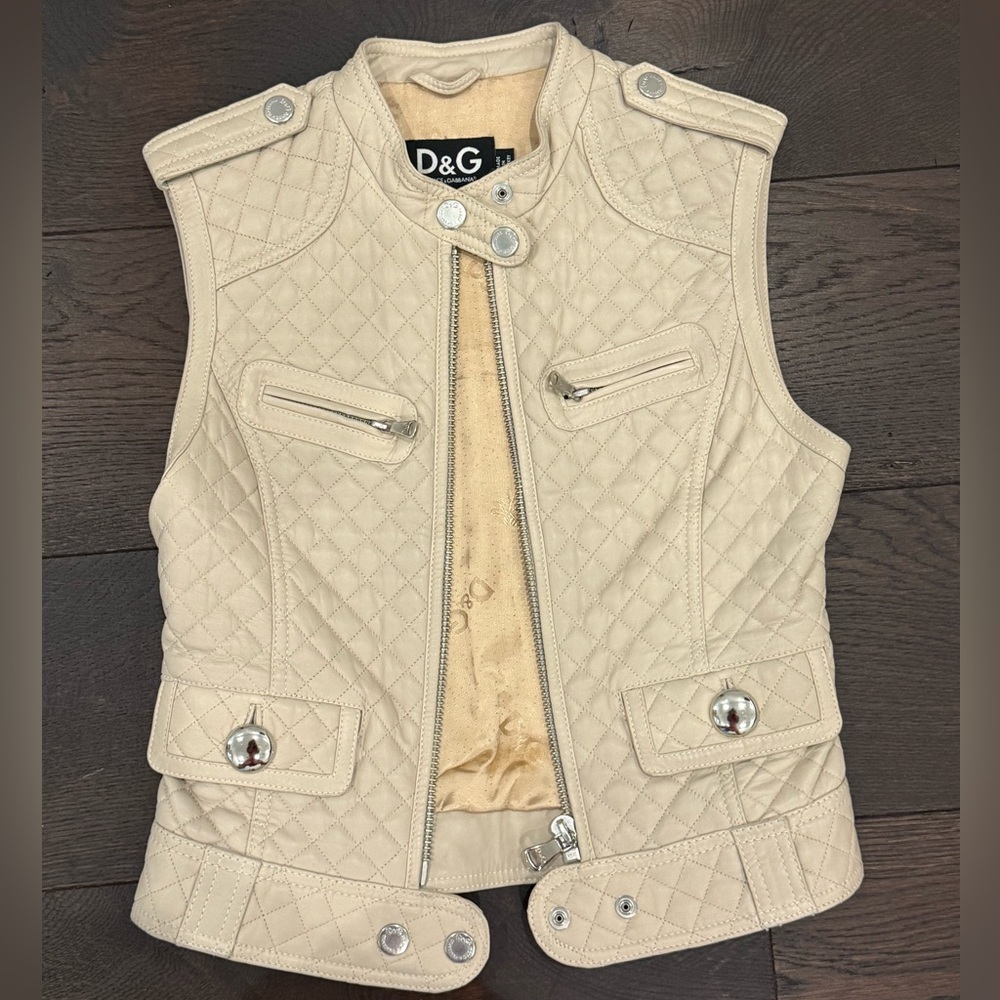 D&G Elegant Cream Quilted Vest